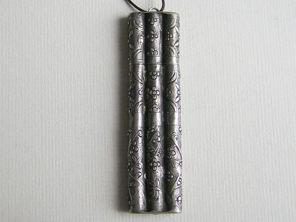 Triple needle case with osmanthus flowers - (0220)